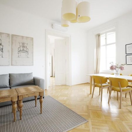 Heymi Apartments Oper Bécs Kültér fotó