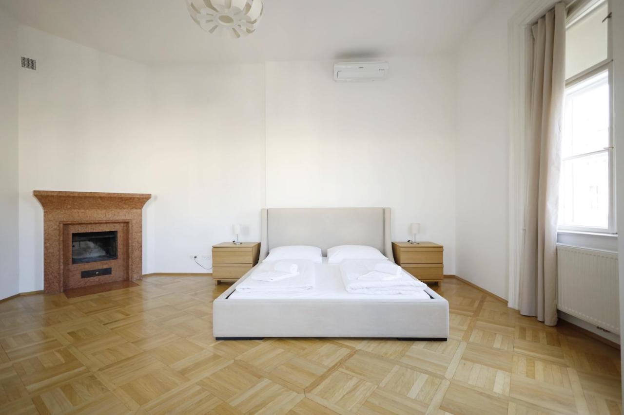 Heymi Apartments Oper Bécs Kültér fotó