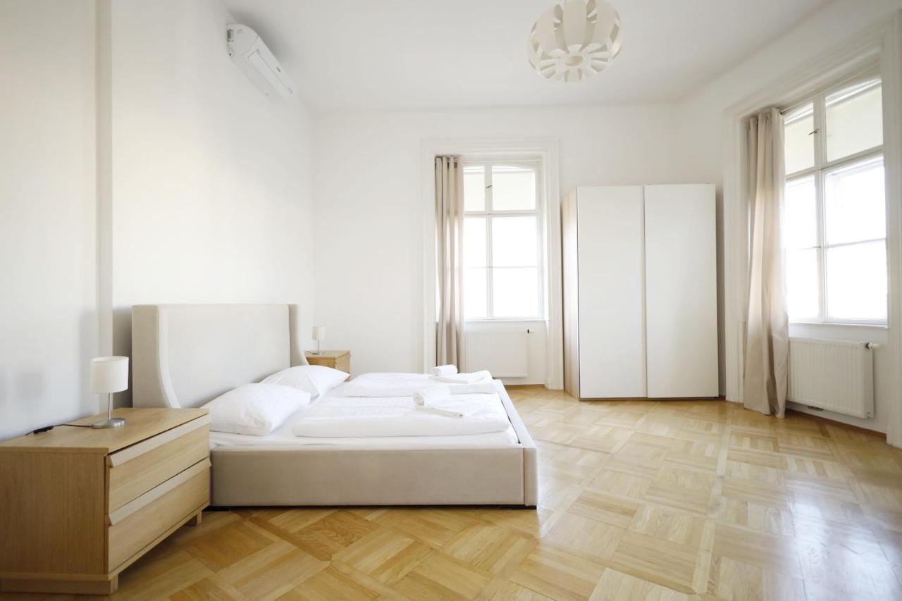 Heymi Apartments Oper Bécs Kültér fotó
