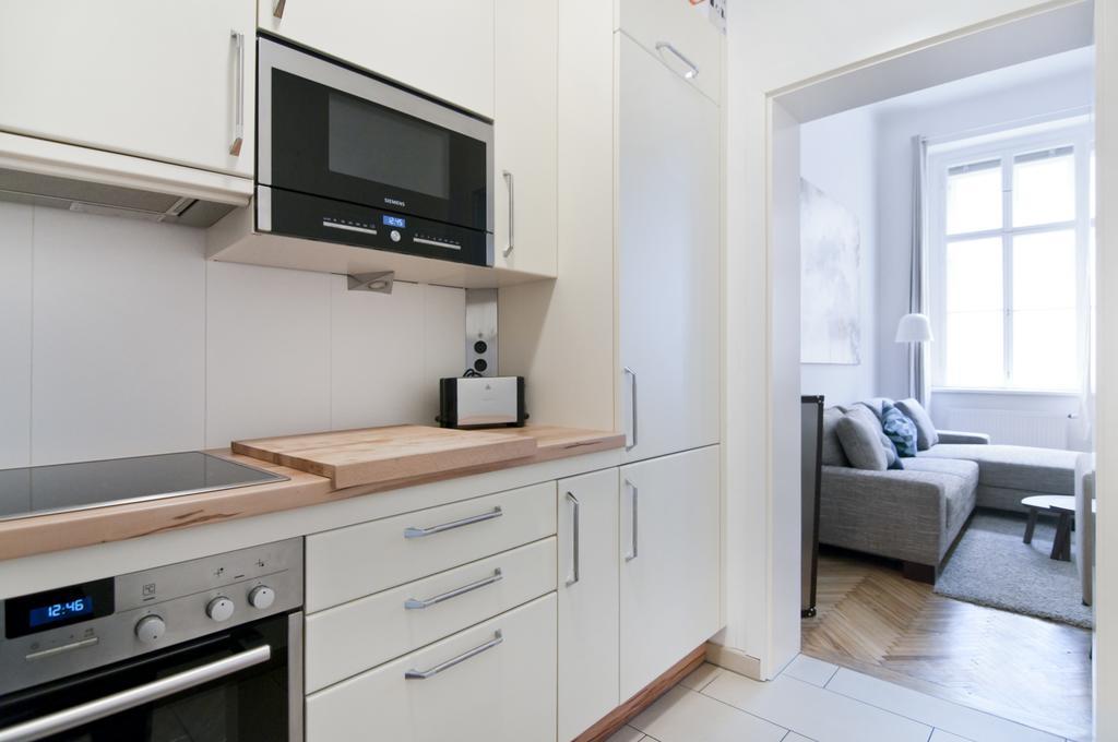 Heymi Apartments Oper Bécs Szoba fotó