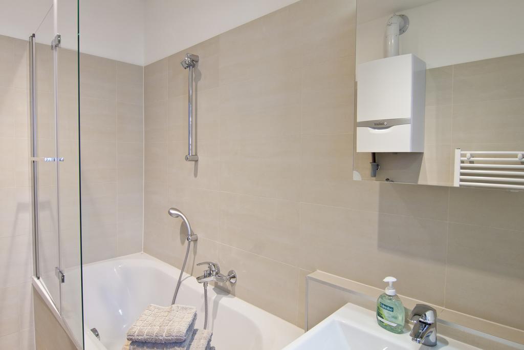 Heymi Apartments Oper Bécs Kültér fotó