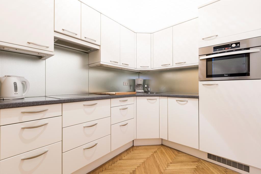 Heymi Apartments Oper Bécs Kültér fotó